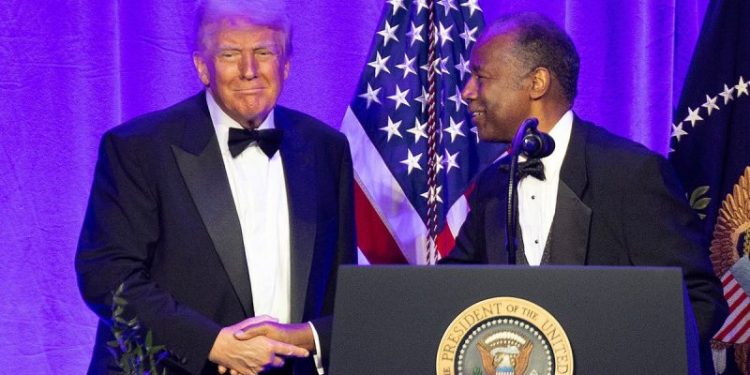 Trump announces plan to award Ben Carson the Presidential Medal of Freedom